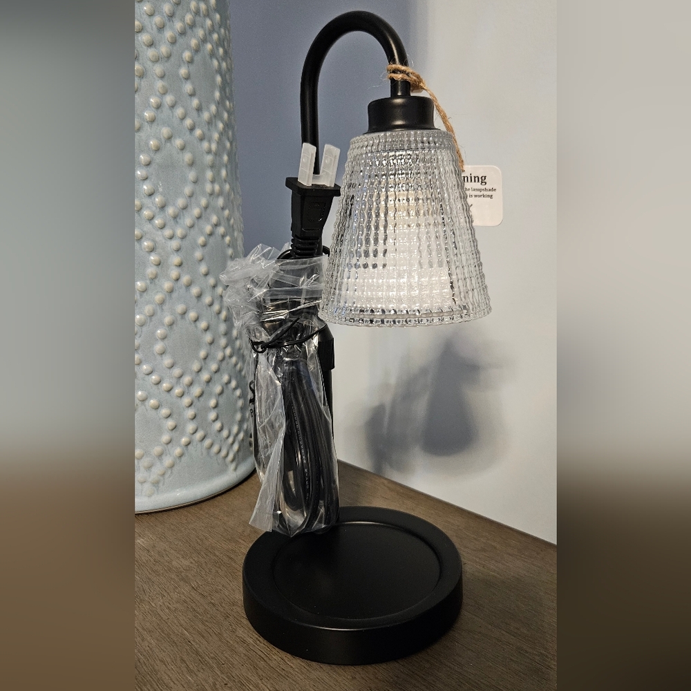 Modern Black Table Lamp with‎ Textured Glass Shade - Picture 2 of 2